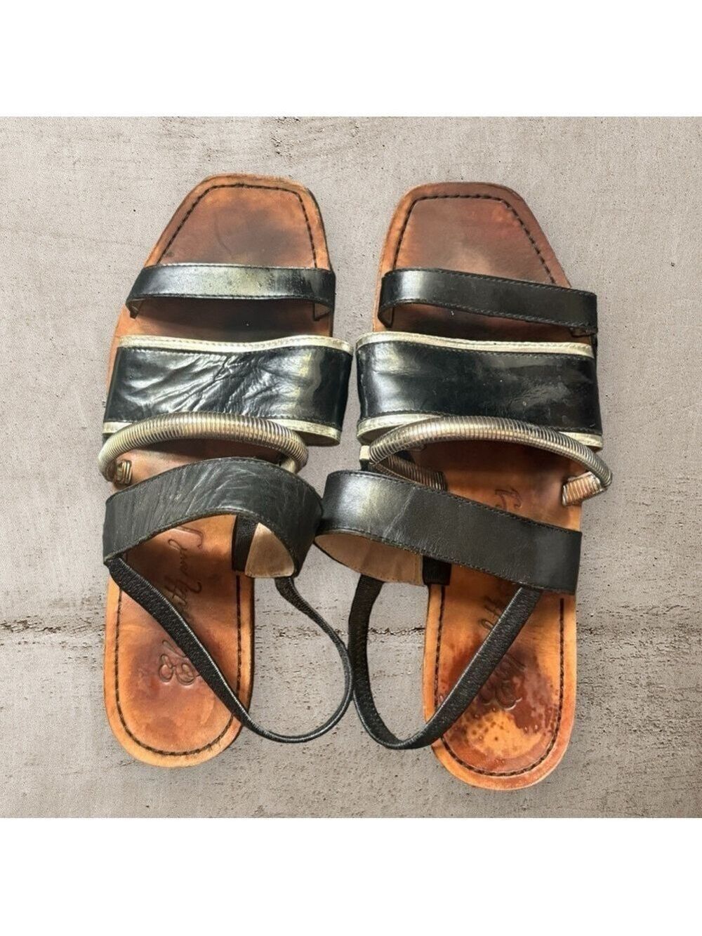 Elizabeth and James Nicki sandals mixed media leather black silver size 6.5 B